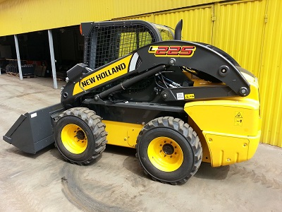 Міні-навантажувач New Holland L225