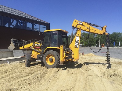 Екскаватор-навантажувач JCB 3CX з гідробуром