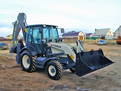 Екскаватор-навантажувач Terex TLB 825
