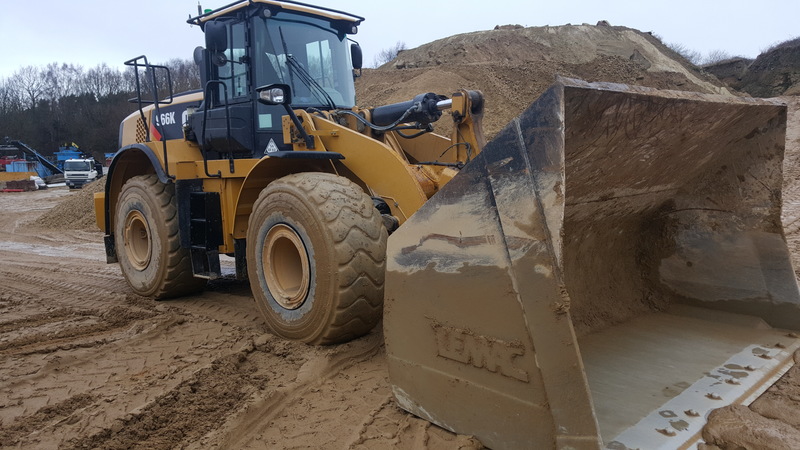 Фронтальний навантажувач CAT 966K