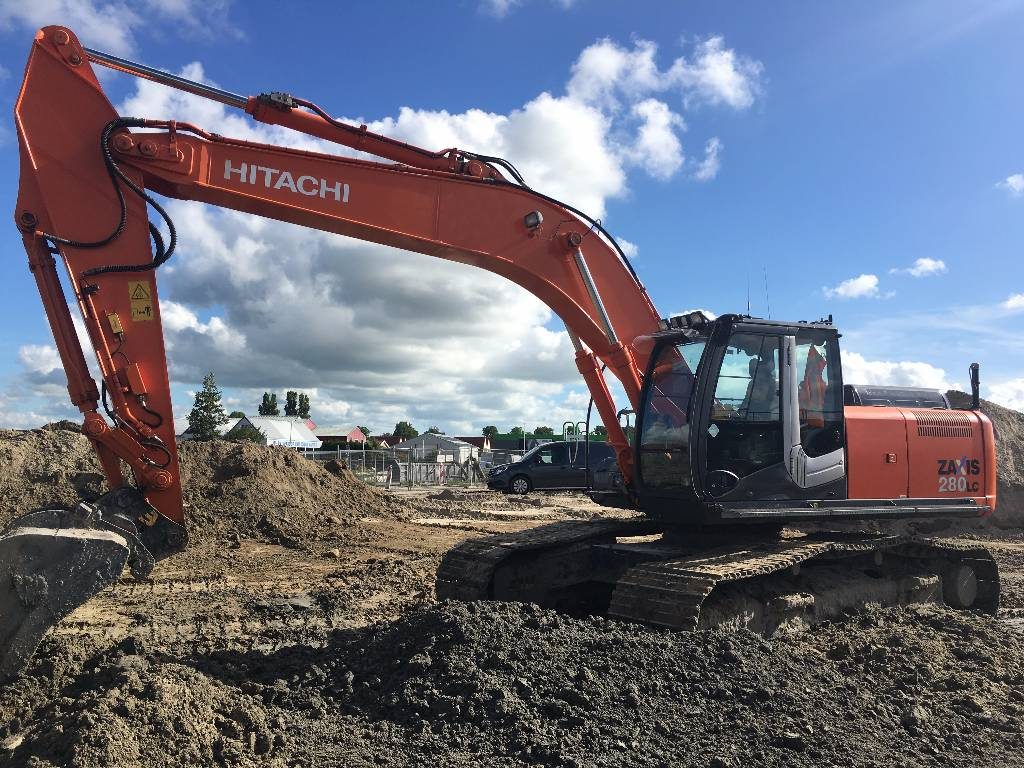 Гусеничний екскаватор Hitachi ZX280