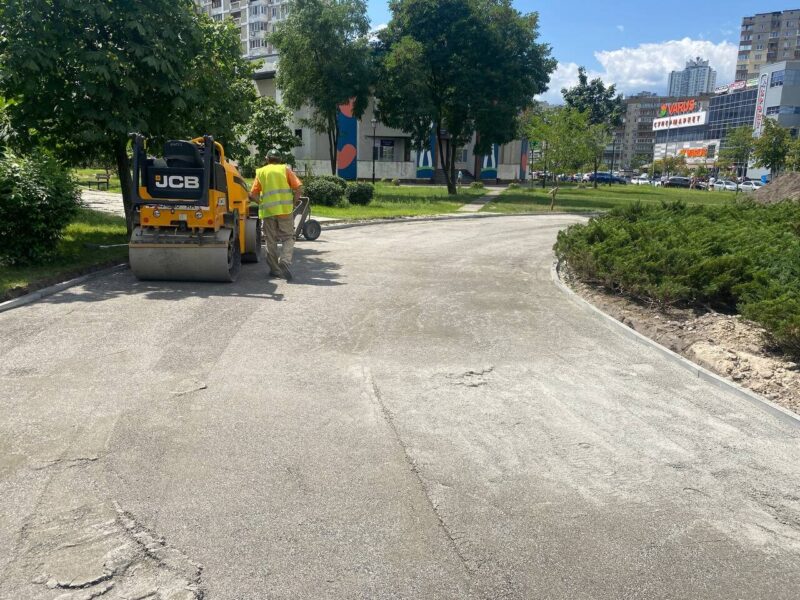 Реконструкція скверу в Дарницькому районі м. Києва