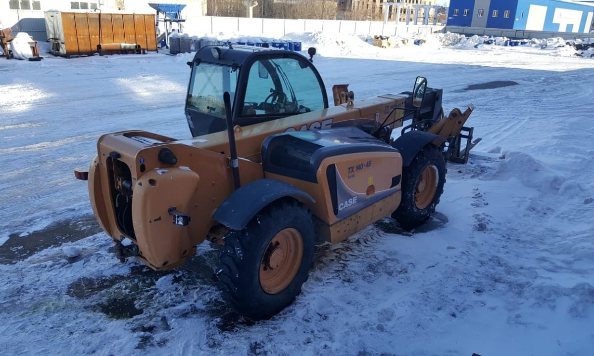 Телескопічний навантажувач CASE TX 140-45